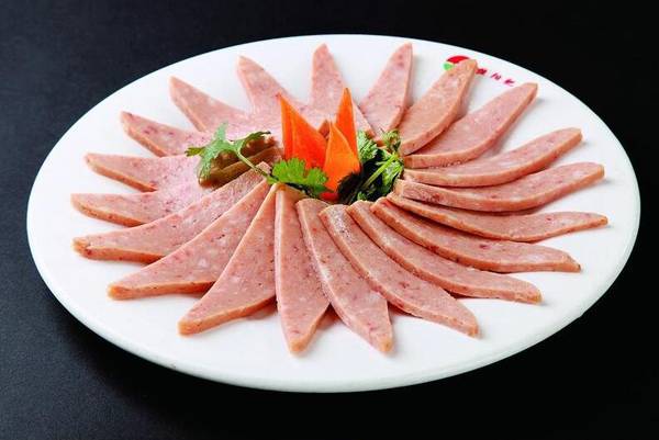 流浪貓可以吃火腿腸嗎