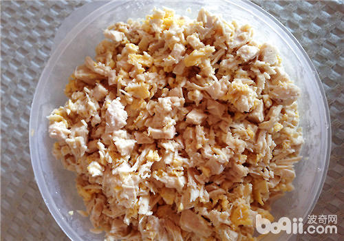 【美食攻略】自制貓咪雞肉蛋飯