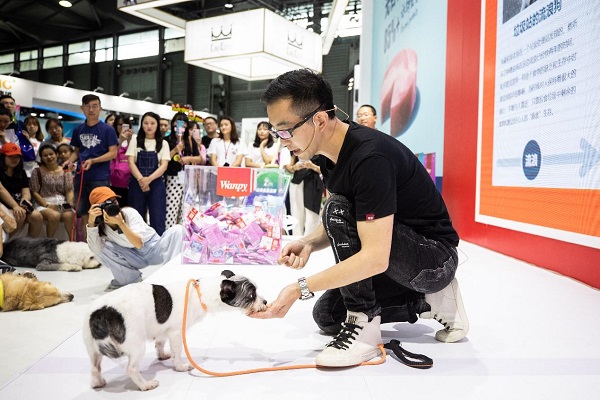 中寵強勢登陸2019亞寵展，開啟“中國品質糧”計劃