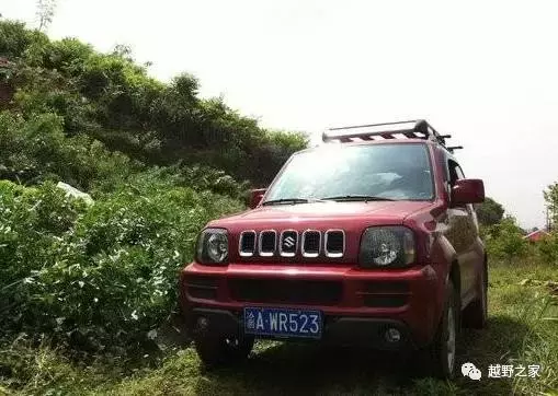 在我心里，躁動的心，已經按捺不住了，于是，帶著小吉一起出去野