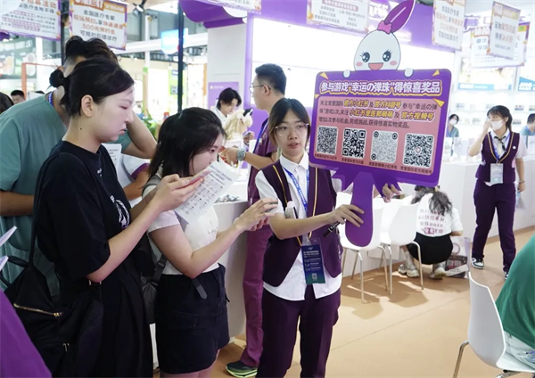 寵愛國際驚艷現身2024年亞寵展，攜前沿醫療理念與豐富產品引領行業